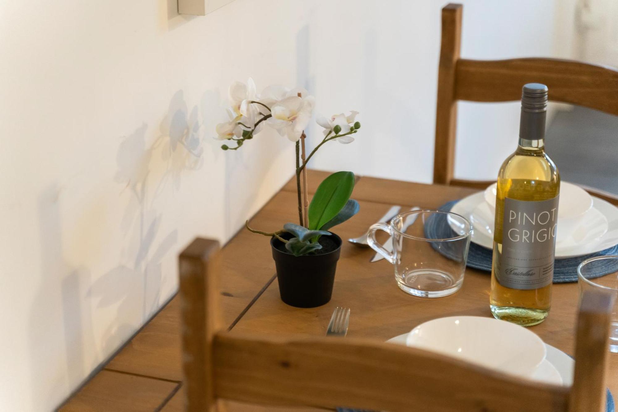 Stylish New Apartment - Free Wifi & Netflix - Top Rated - 3Mh Cradley Heath Εξωτερικό φωτογραφία