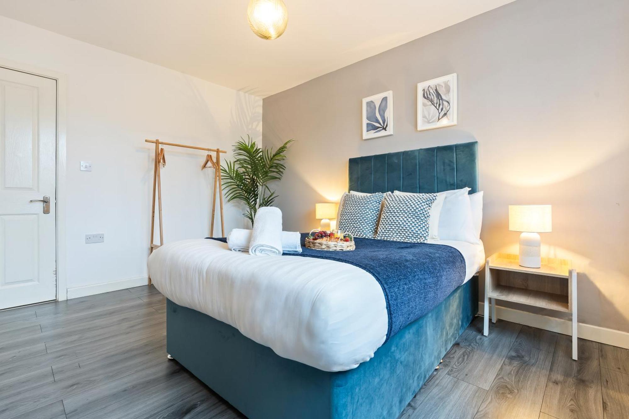 Stylish New Apartment - Free Wifi & Netflix - Top Rated - 3Mh Cradley Heath Εξωτερικό φωτογραφία